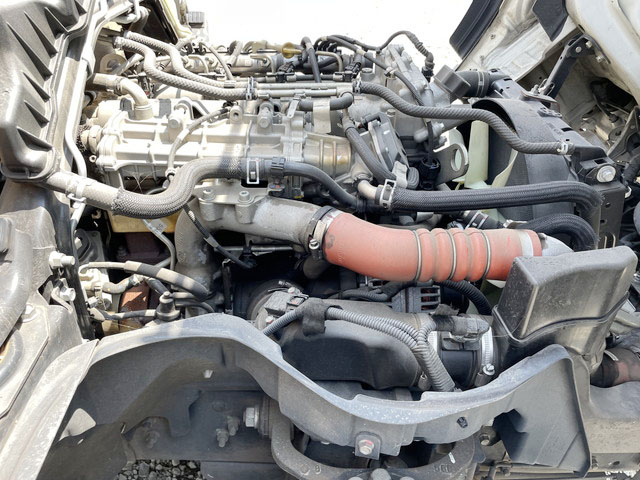 三菱ふそうキャンター平ボディ小型（2t・3t）[写真23]