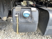 三菱ふそうキャンター平ボディ小型（2t・3t）[写真18]