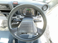 三菱ふそうキャンター平ボディ小型（2t・3t）[写真36]