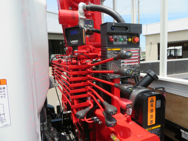 三菱ふそうキャンタークレーン6段小型（2t・3t）[写真17]