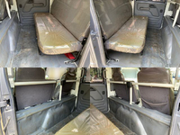 いすゞエルフダブルキャブ（Wキャブ）小型（2t・3t）[写真30]