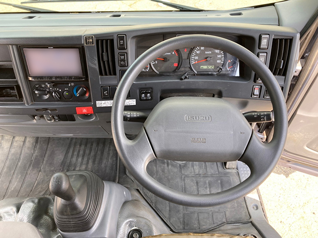 いすゞエルフダブルキャブ（Wキャブ）小型（2t・3t）[写真33]