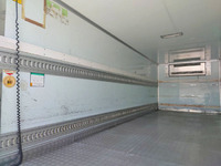 三菱ふそうファイター冷凍車（冷蔵車）中型（4t）[写真10]