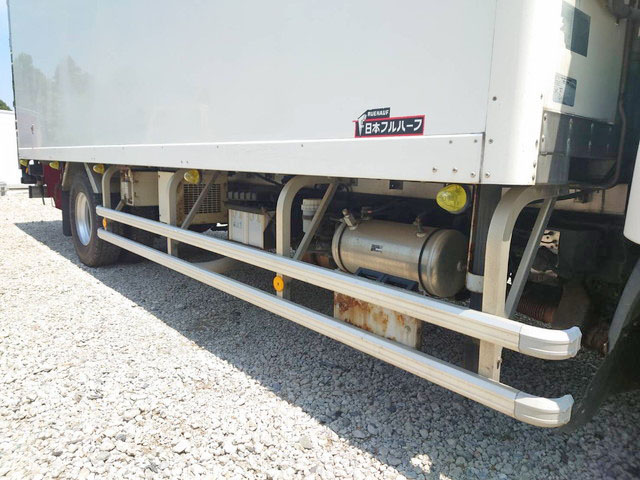 三菱ふそうファイター冷凍車（冷蔵車）中型（4t）[写真17]