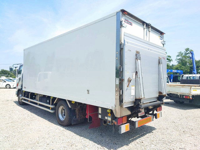 三菱ふそうファイター冷凍車（冷蔵車）中型（4t）[写真02]