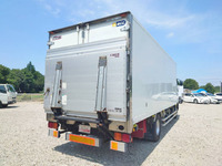 三菱ふそうファイター冷凍車（冷蔵車）中型（4t）[写真03]