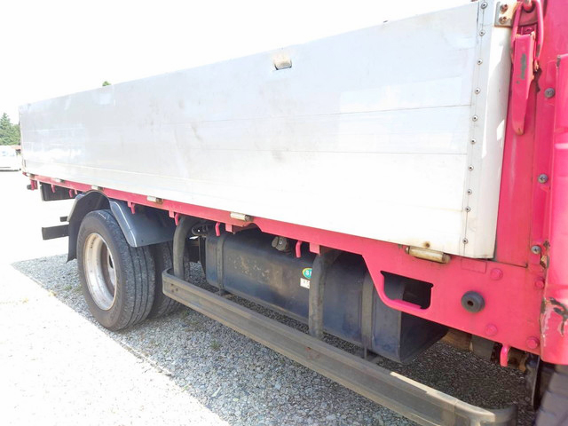 三菱ふそうキャンターアルミブロック小型（2t・3t）[写真13]