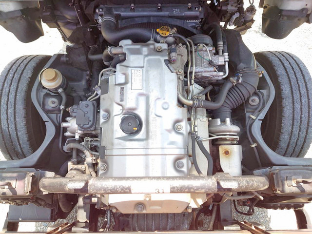 三菱ふそうキャンターアルミブロック小型（2t・3t）[写真29]