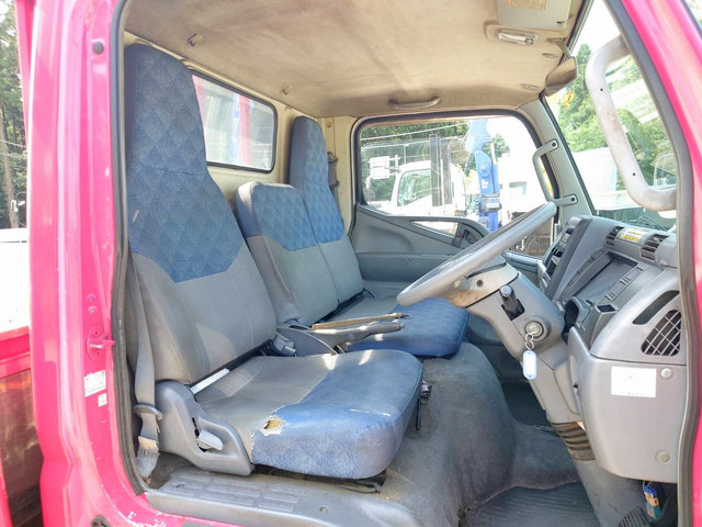 三菱ふそうキャンターアルミブロック小型（2t・3t）[写真32]