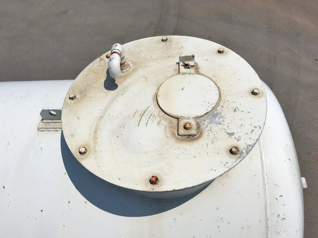 三菱ふそうキャンター散水車小型（2t・3t）[写真12]