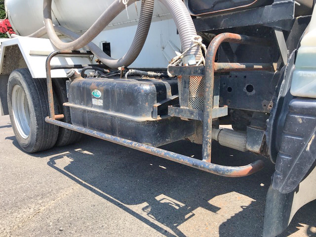 三菱ふそうキャンター散水車小型（2t・3t）[写真21]