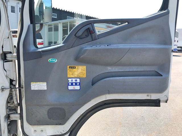 三菱ふそうキャンター散水車小型（2t・3t）[写真30]