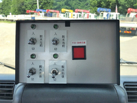 三菱ふそうキャンター散水車小型（2t・3t）[写真37]