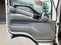 日野デュトロ平ボディ小型（2t・3t）[写真19]