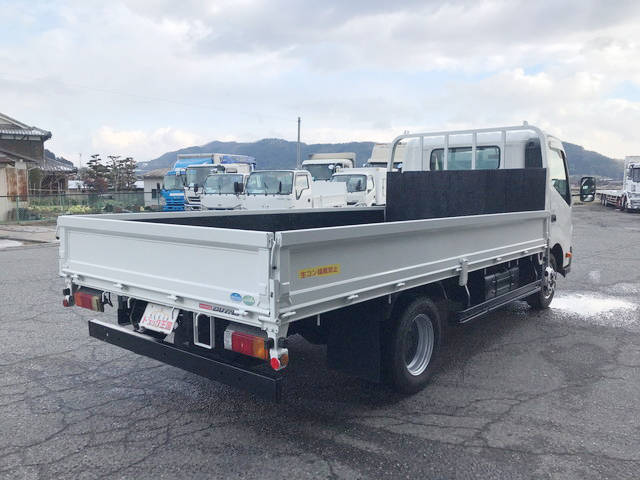 日野デュトロ平ボディ小型（2t・3t）[写真02]