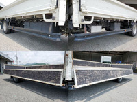 日野デュトロ平ボディ小型（2t・3t）[写真10]