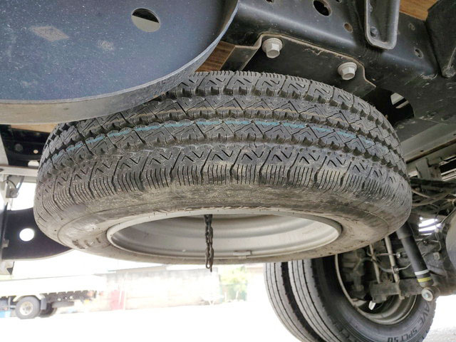 日野デュトロ平ボディ小型（2t・3t）[写真13]