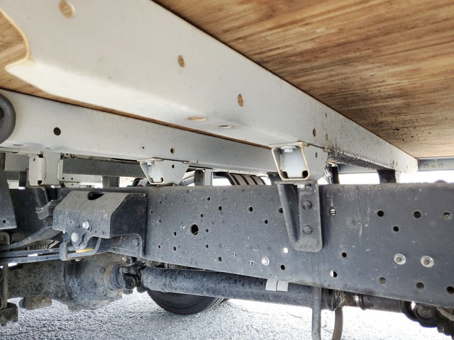 日野デュトロ平ボディ小型（2t・3t）[写真14]