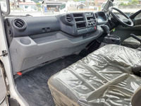 日野デュトロ平ボディ小型（2t・3t）[写真27]