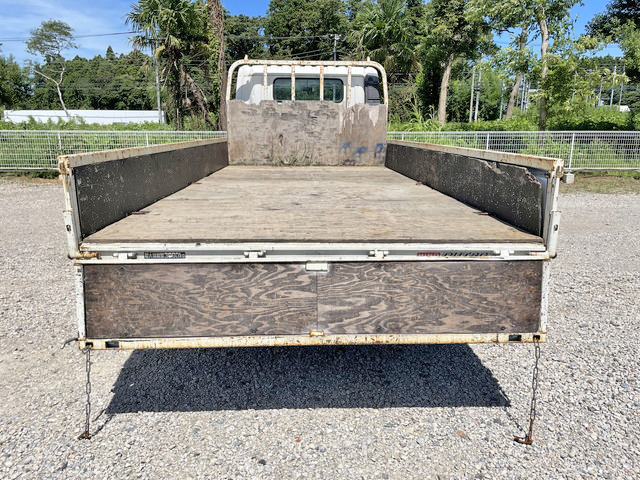 日野デュトロ平ボディ小型（2t・3t）[写真12]