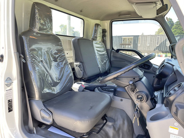 日野デュトロ平ボディ小型（2t・3t）[写真33]