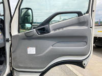 日野デュトロ平ボディ小型（2t・3t）[写真24]