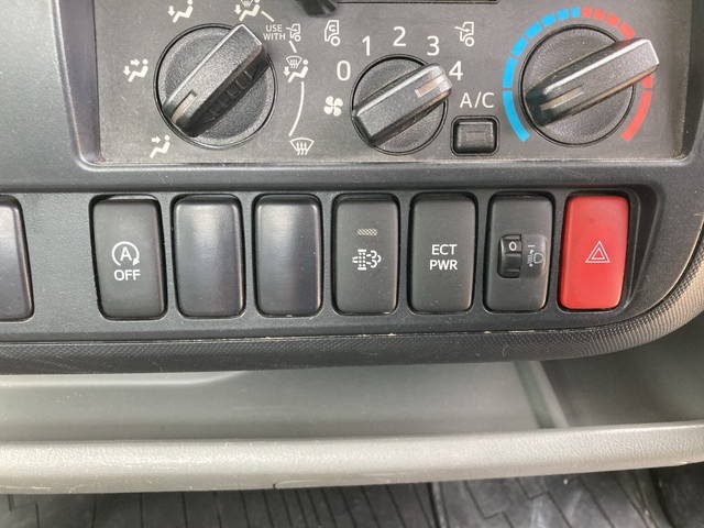 日野デュトロ平ボディ小型（2t・3t）[写真29]