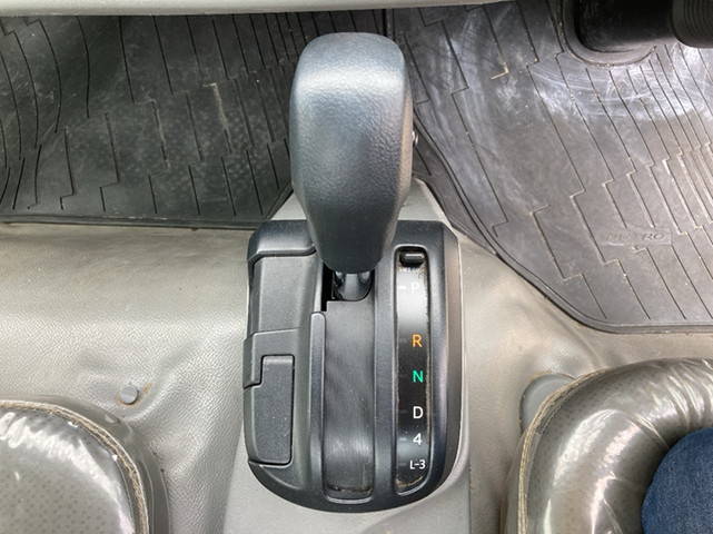 日野デュトロ平ボディ小型（2t・3t）[写真33]