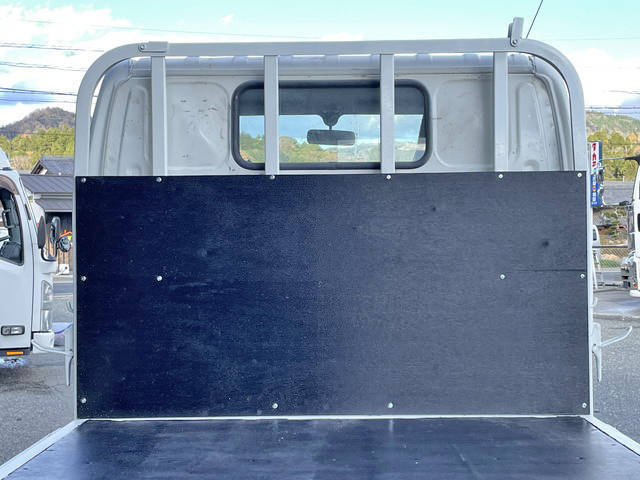 日野デュトロ平ボディ小型（2t・3t）[写真12]