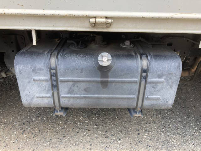 日野デュトロ平ボディ小型（2t・3t）[写真17]