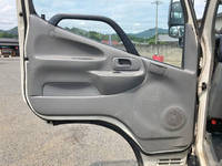 日野デュトロ平ボディ小型（2t・3t）[写真24]