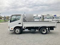 日野デュトロ平ボディ小型（2t・3t）[写真05]