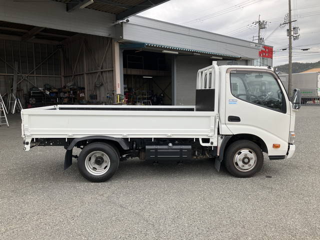 日野デュトロ平ボディ小型（2t・3t）[写真06]