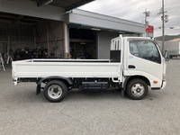 日野デュトロ平ボディ小型（2t・3t）[写真06]