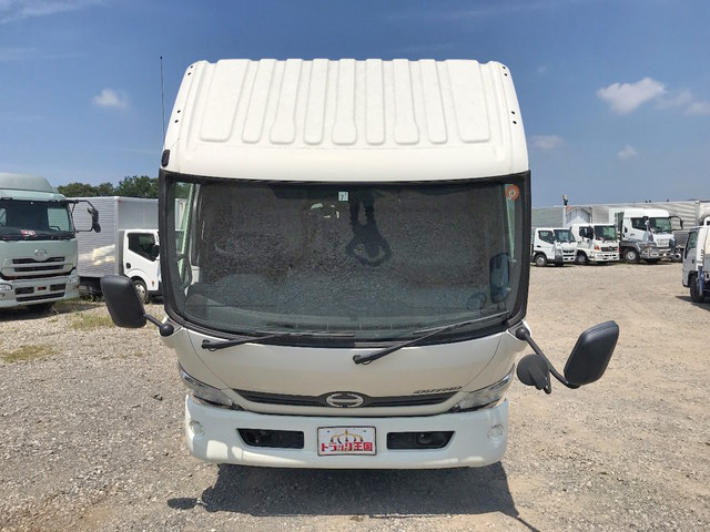 日野デュトロ平ボディ小型（2t・3t）[写真10]