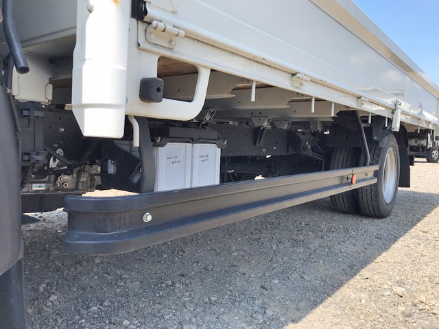 日野デュトロ平ボディ小型（2t・3t）[写真18]