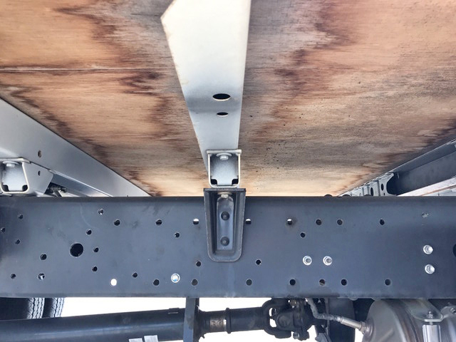 日野デュトロ平ボディ小型（2t・3t）[写真23]