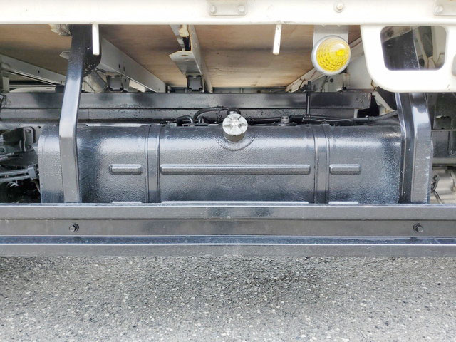 日野デュトロダブルキャブ（Wキャブ）小型（2t・3t）[写真12]