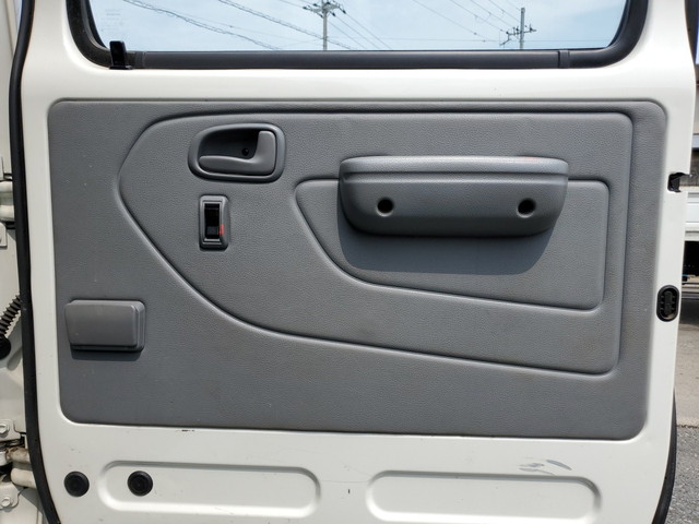 日野デュトロダブルキャブ（Wキャブ）小型（2t・3t）[写真22]