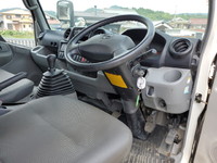 日野デュトロダブルキャブ（Wキャブ）小型（2t・3t）[写真31]