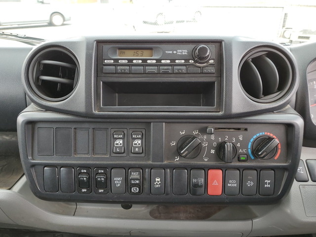 日野デュトロダブルキャブ（Wキャブ）小型（2t・3t）[写真32]