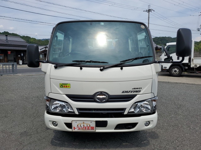 日野デュトロダブルキャブ（Wキャブ）小型（2t・3t）[写真06]