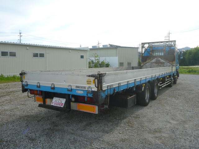 いすゞギガアルミブロック大型（10t）[写真02]