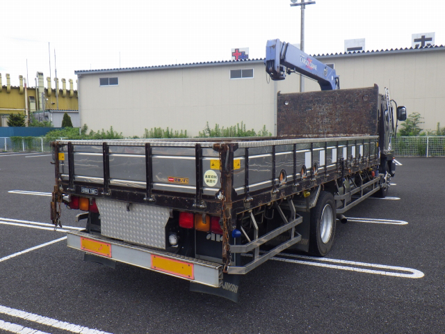 いすゞフォワードクレーン3段増トン（6t・8t）[写真02]