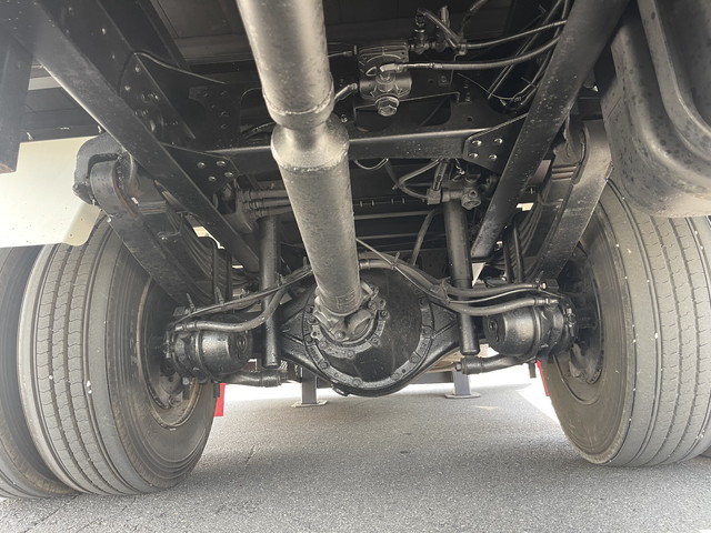 三菱ふそうファイターセルフクレーン4段増トン（6t・8t）[写真15]