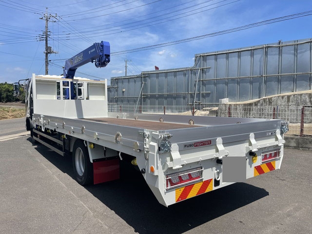 三菱ふそうファイターセルフクレーン4段増トン（6t・8t）[写真04]