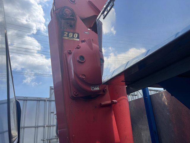 三菱ふそうキャンタークレーン3段小型（2t・3t）[写真11]