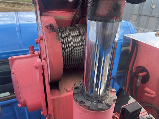 三菱ふそうキャンタークレーン3段小型（2t・3t）[写真26]