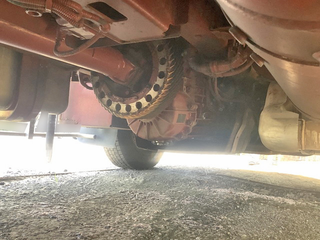 UDトラックスクオン冷蔵冷凍ウイング大型（10t）[写真20]