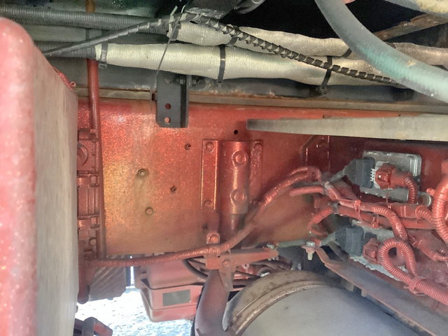 UDトラックスクオン冷蔵冷凍ウイング大型（10t）[写真22]